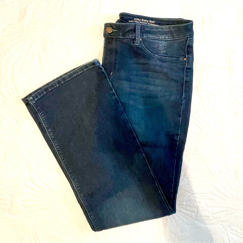 Laurie Felt Sz L Silky Baby Bell Jean